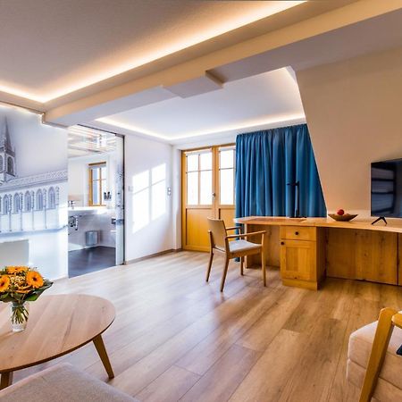 Hotel Ruebezahlbaude à Großschönau Extérieur photo