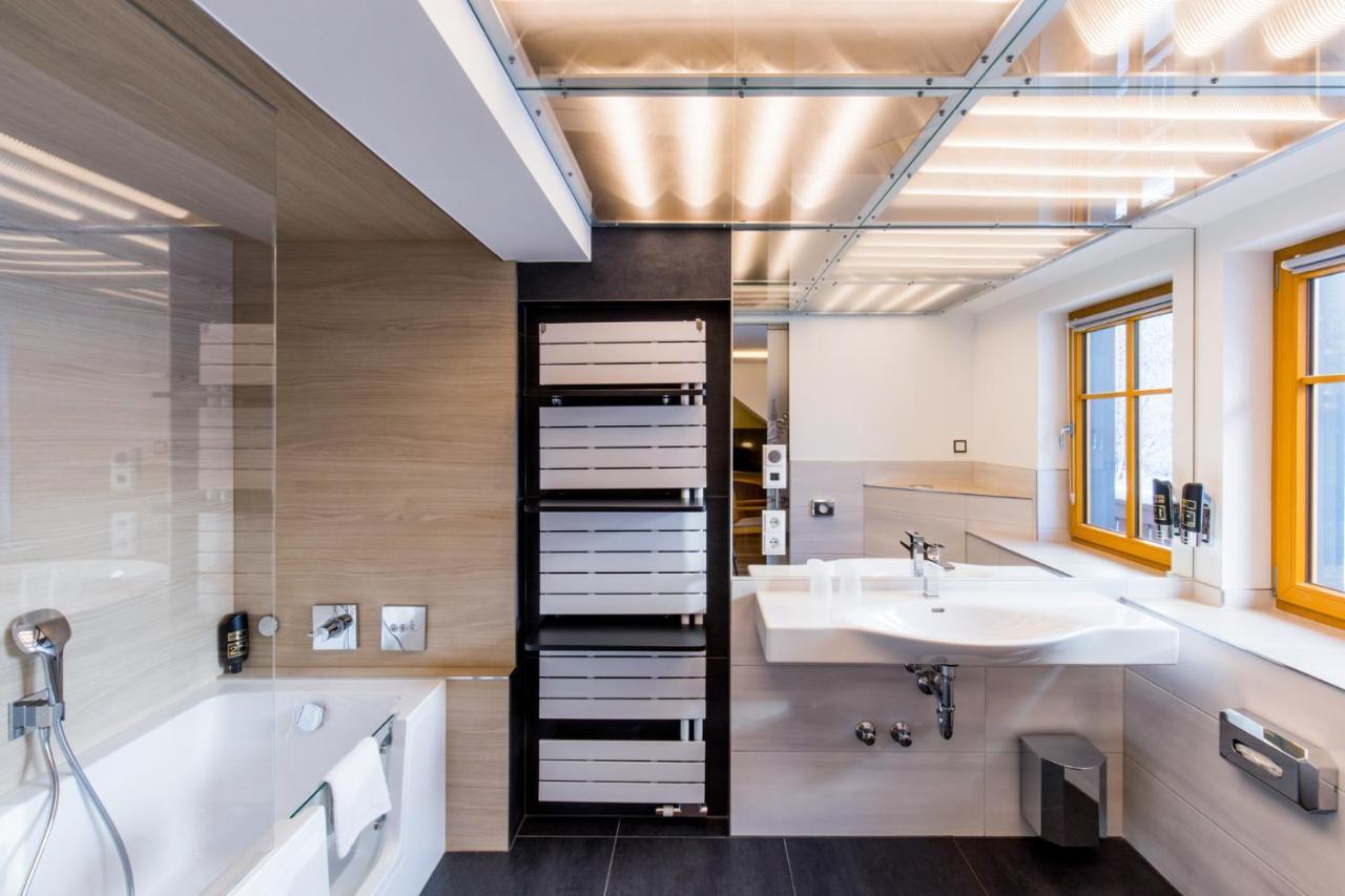 Hotel Ruebezahlbaude à Großschönau Extérieur photo