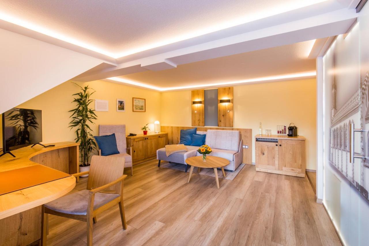 Hotel Ruebezahlbaude à Großschönau Extérieur photo